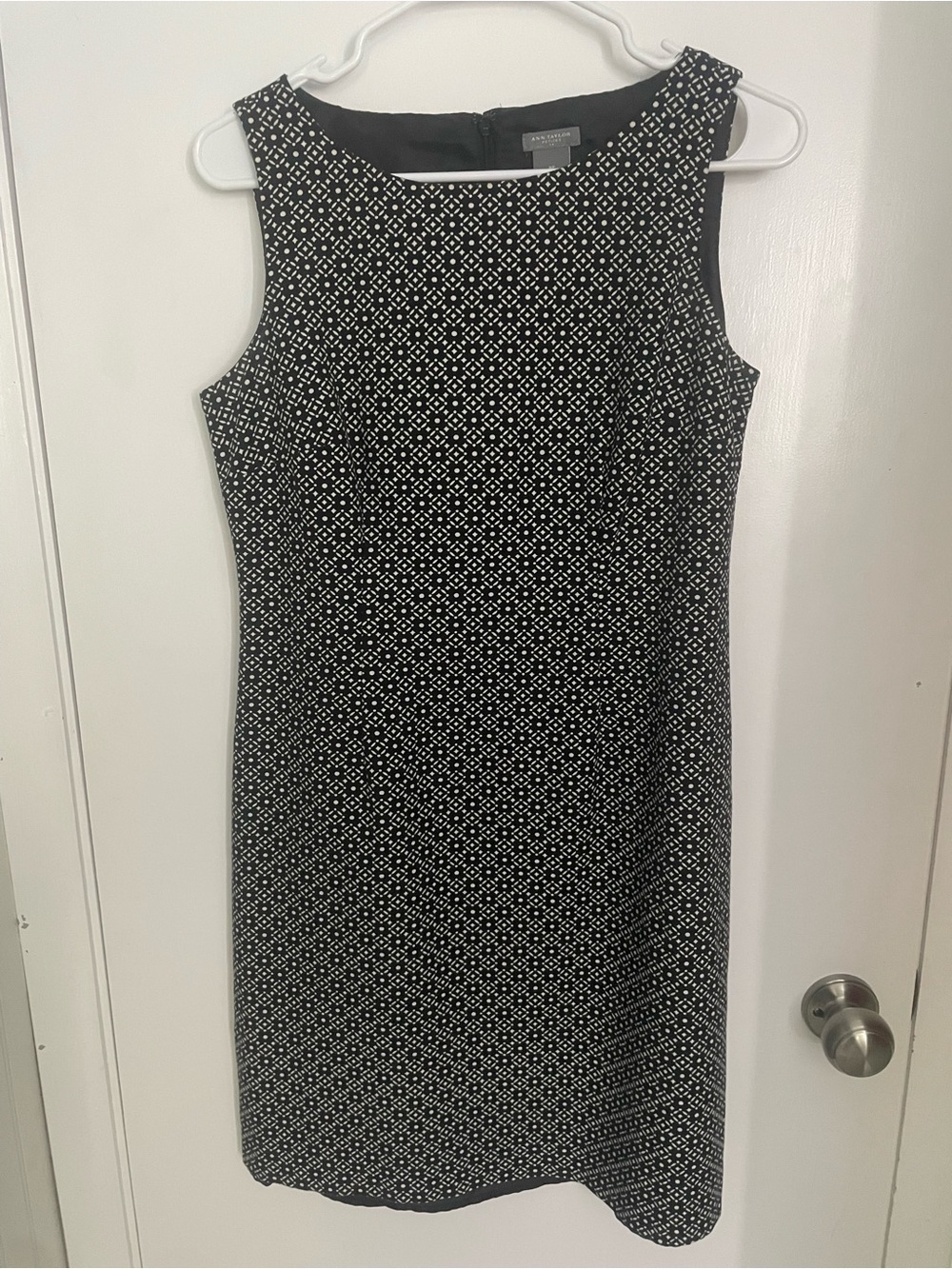Ann Taylor Black and White Geometric Sheath Dress